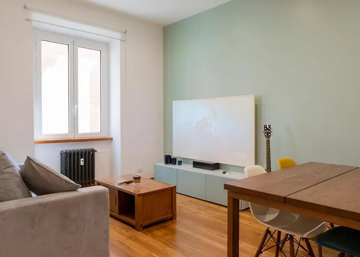 Apartment President 5 Mirti Rom